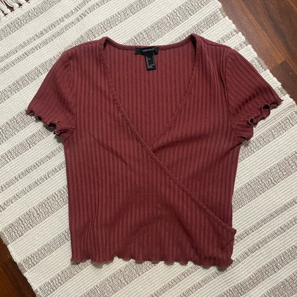 2 Forever 21 top shirts - Picture 2 of 7